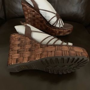 Schutz platform sandals - NEW